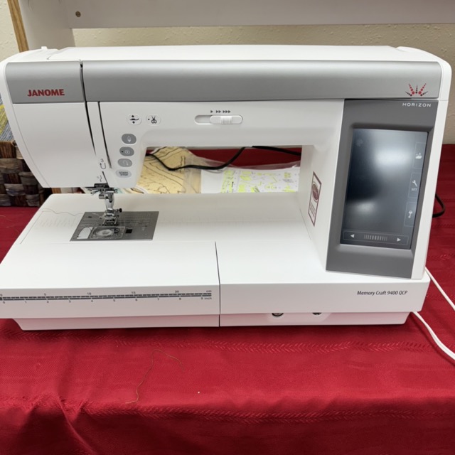 Janome Memory Craft 9400